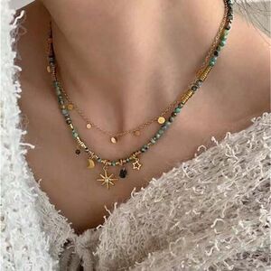 Green beaded boho necklace S634